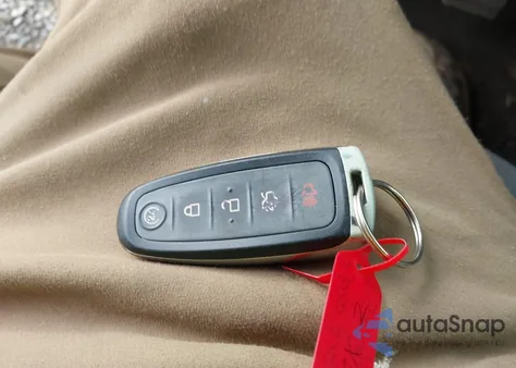 2019 Ford Escape Se from USA, damaged, VIN 1FMCU0GD6KUA58857